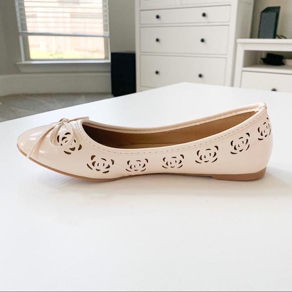 Rosegirl Beige Flats F11536 - Picture 3 of 8